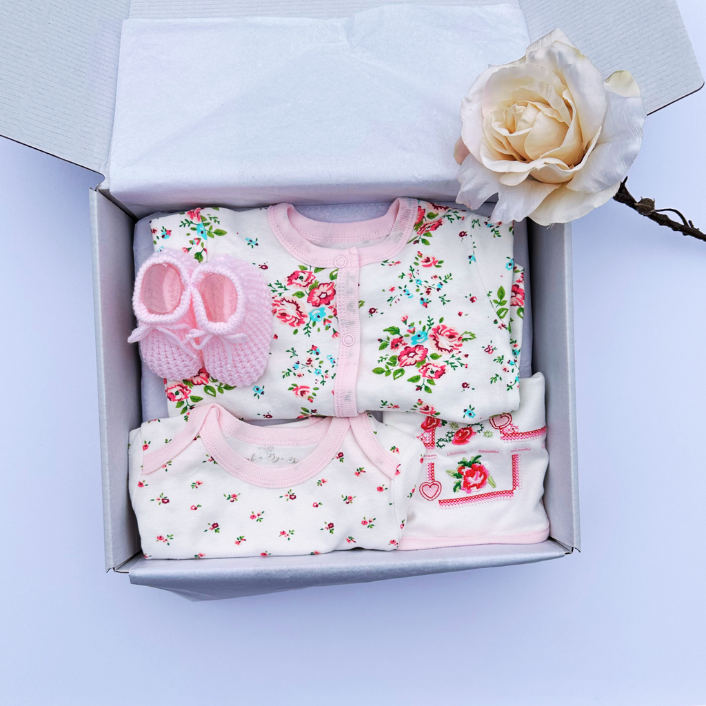 4 Piece Floral Print Baby Gift Set